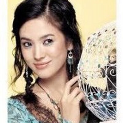 Profile Picture of Isabel Aburto (@IsabelAburto1) on Twitter