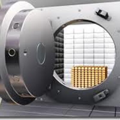 Profile Picture of Glen Carpenter (@Goldbackedbank) on Twitter