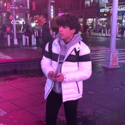 Profile Picture of Andrew (@a_almaguer05) on Twitter