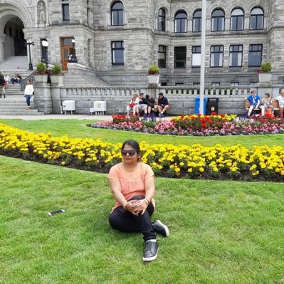 Profile Picture of Reeta Gupta (@reetagupta1971) on Twitter