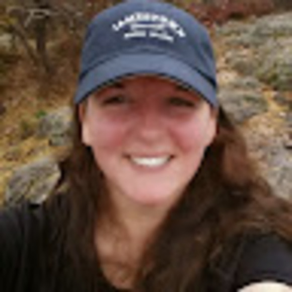 Profile Picture of Kate Mackenzie (@katemack64) on Poshmark