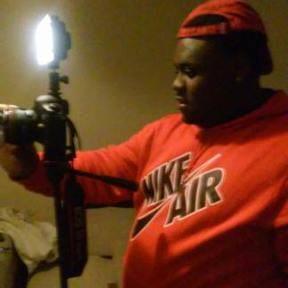 Profile Picture of Playaron (@ron_glaze) on Twitter