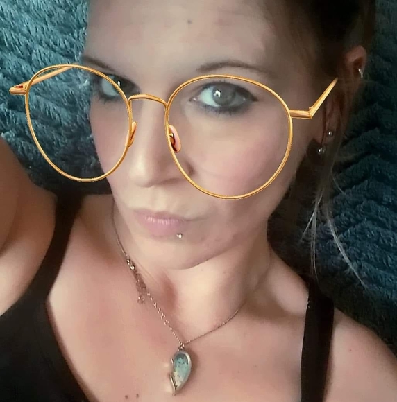 Profile Picture of Heather Mcelvain (@ericslady2018) on Poshmark