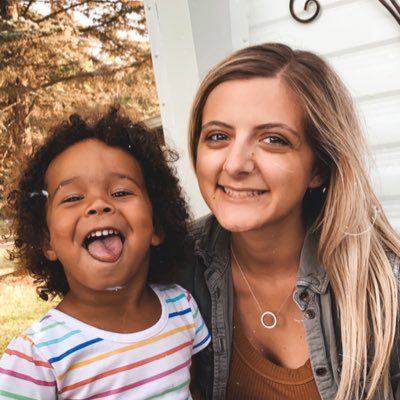 Profile Picture of Morgan-Michele (@MorganDeVault) on Twitter