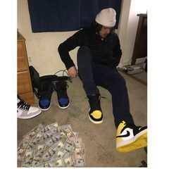 Profile Picture of Aaron White (@awhite.93) on Tiktok