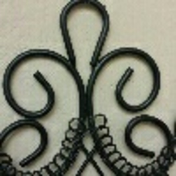 Profile Picture of Diane Bertone (@taylorham) on Poshmark