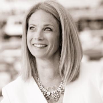 Profile Picture of Donna Mavromates (@donnamav) on Twitter