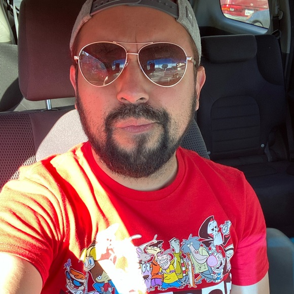 Profile Picture of Mario Abrego (@garbage12) on Poshmark