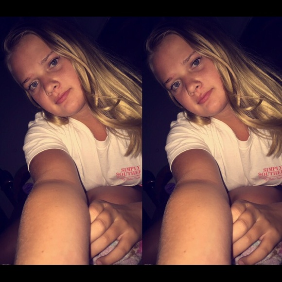 Hannah Crumpton - Poshmark Profile Picture of Hannah Crumpton (@hannahcrumpton6) on Poshmark