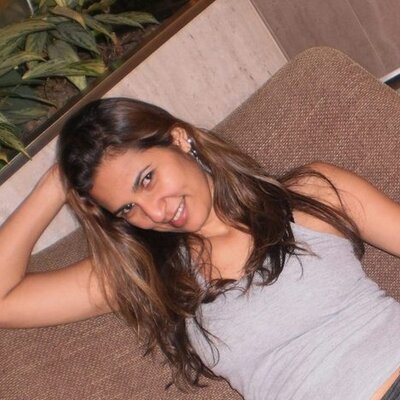 Profile Picture of Simone Medeiros (@Monny_Medeiros) on Twitter