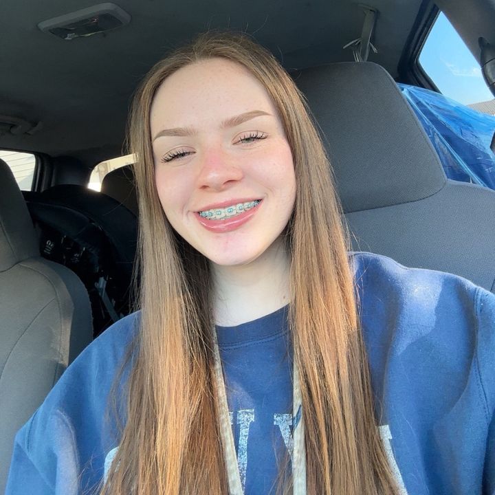 Profile Picture of julia renee (@juliarenee_) on Tiktok