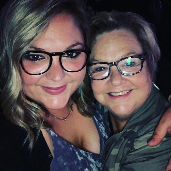 Joy Randell - Poshmark Profile Picture of Joy Randell (@joya53) on Poshmark