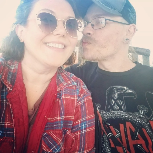 Steinmeyer 2ndchance - Poshmark Profile Picture of Steinmeyer 2ndchance (@stein2ndchance) on Poshmark