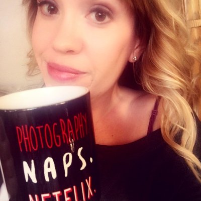 Profile Picture of Michelle Warren (@AliviaEvanJacob) on Twitter