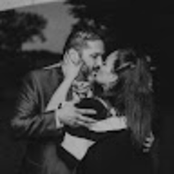 Profile Picture of Paul m. Rosalez (@connan811) on Poshmark