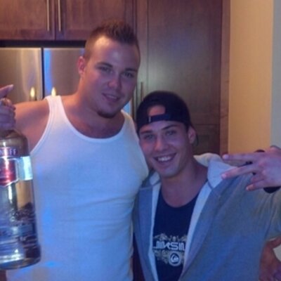 Profile Picture of Tyler McCartney (@mc_artney420) on Twitter