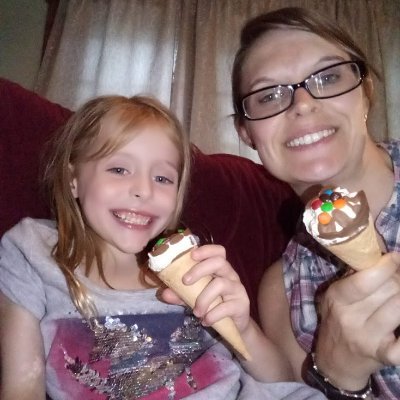 Profile Picture of Kelly Michaels (@KellyMichaels8) on Twitter