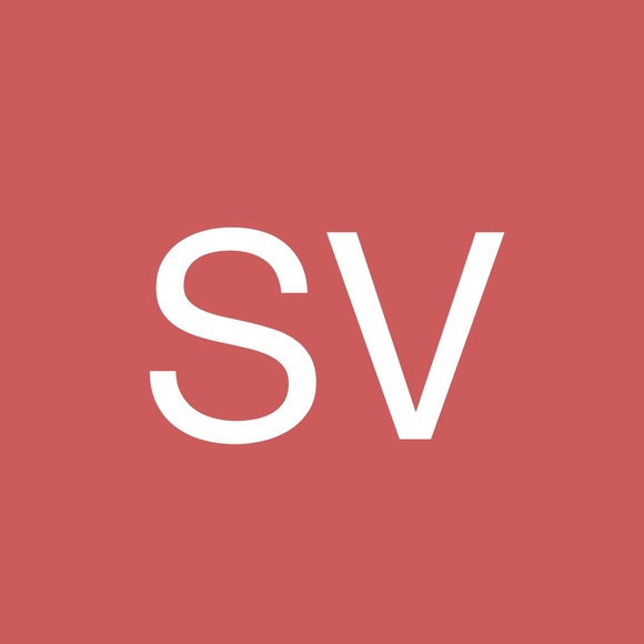 Profile Picture of Sue Visser (@lindsey038) on Poshmark