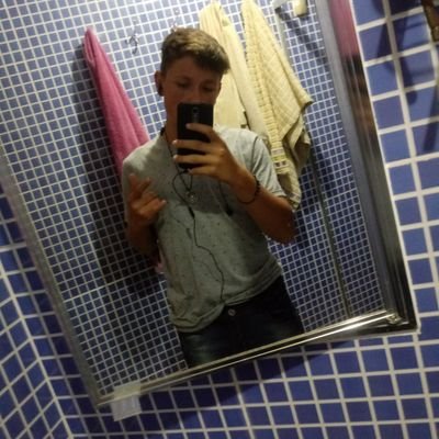 Profile Picture of John Polanski (@John_polasnki) on Twitter