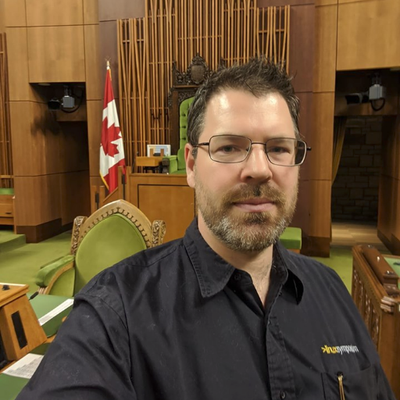 Profile Picture of Andrew J. Hutton (@andrewjhutton) on Twitter