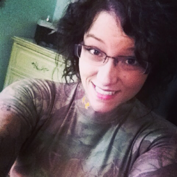 Profile Picture of Carly Ware (@cmware1990) on Poshmark