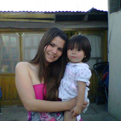 Profile Picture of Gloria Chamorro (@glolomas) on Twitter