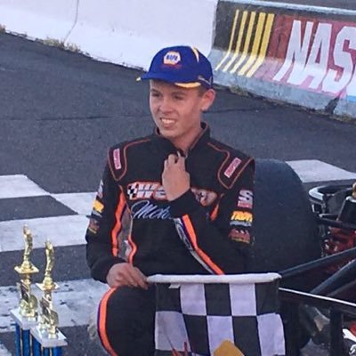 Profile Picture of Dan Wesson (@DanWesson357) on Twitter