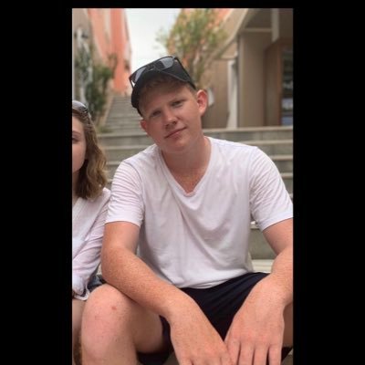 Profile Picture of Tom Kelsey (@thktomo) on Twitter