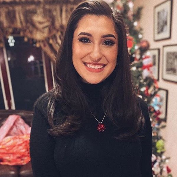 Profile Picture of Danielle (@@daniellecastellano) on Tiktok