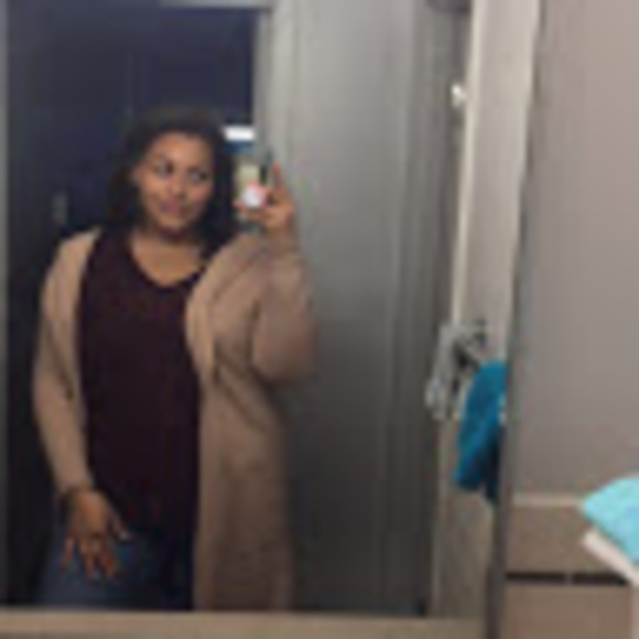 Jacqueline Mariah - Poshmark Profile Picture of Jacqueline Mariah (@jacquelinema507) on Poshmark