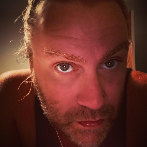 Profile Picture of Joel Amador-batten (@joel_a) on Poshmark