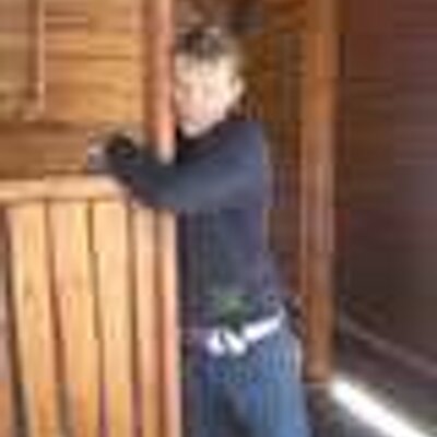 Brett Fogarty - Twitter Profile Picture of Brett Fogarty (@cutepigplanet) on Twitter