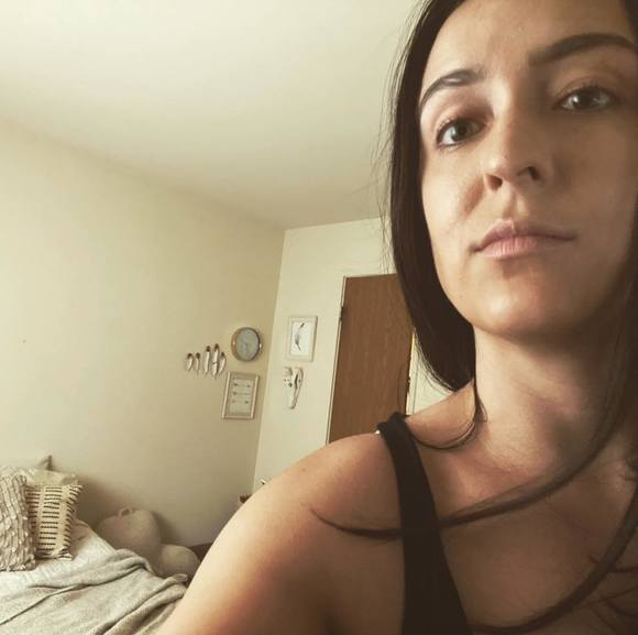 Amanda Matey - Poshmark Profile Picture of Amanda Matey (@aww) on Poshmark