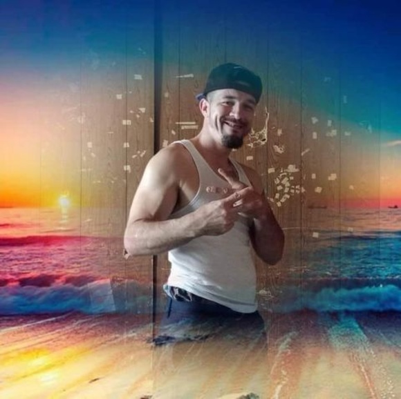 Profile Picture of Ray Gallagher (@gallagherray215) on Poshmark