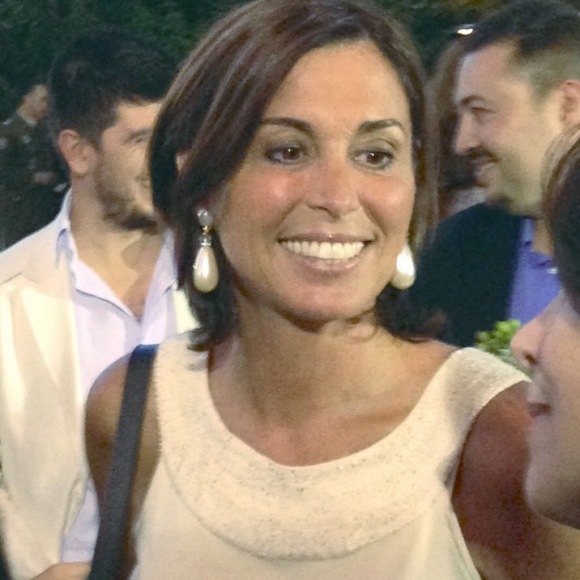 Profile Picture of Dinka Taboada (@dinka07) on Poshmark