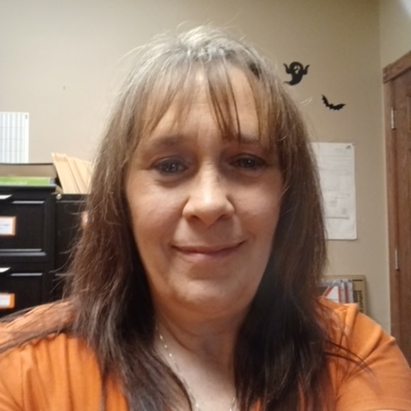 Profile Picture of Debra Vandell (@dvandell1) on Poshmark