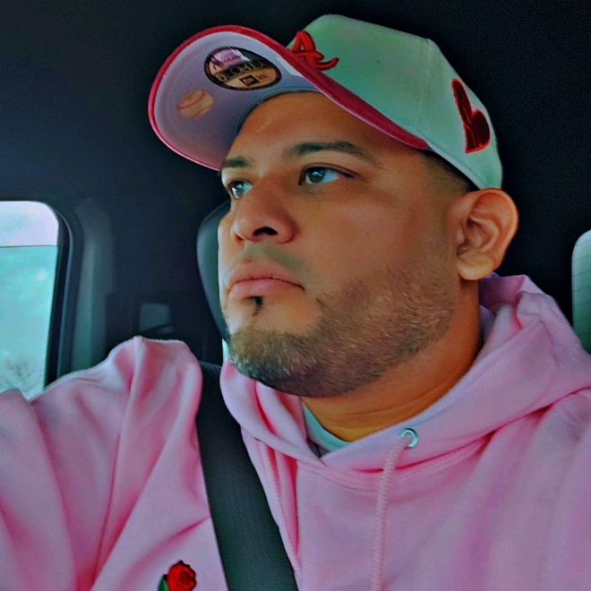 Profile Picture of Choo (@whatchoodoin) on Tiktok