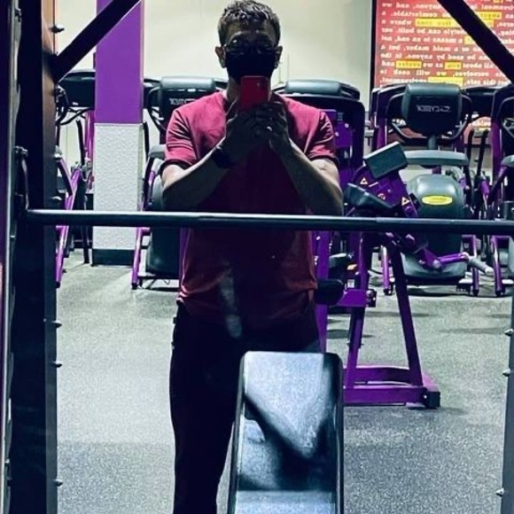 Profile Picture of Imran Afzal (@imranrio) on Poshmark