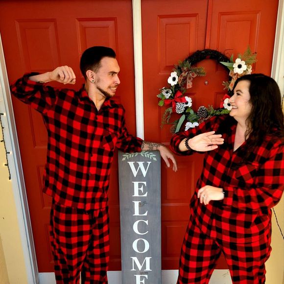 Profile Picture of Devon Carson (@drc316) on Poshmark