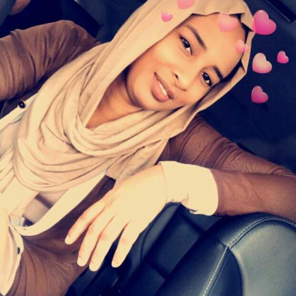 Profile Picture of Sabrina Mohamed (@sabrinabarawani) on Poshmark