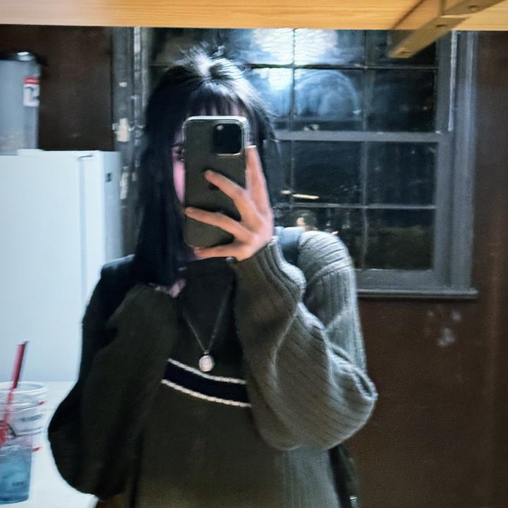 Profile Picture of lillian 🦷 (@@lilliansuckz) on Tiktok