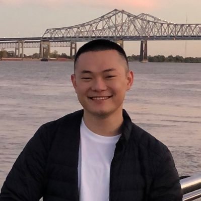 Profile Picture of Fang Lu 鹿方成  🦌 (@thefflu) on Twitter