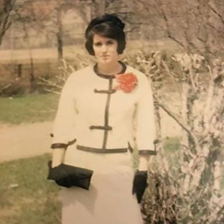 Profile Picture of Elizabeth Albertson (@Elizabeth-Albertson) on Facebook