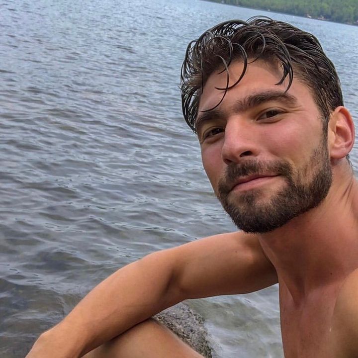 Profile Picture of Edward (@edwardpets1) on Tiktok