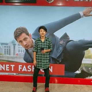 Profile Picture of Robin Mar (@robin.mar.942) on Facebook