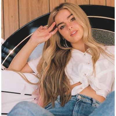 Profile Picture of Carla (@Carla_addison21) on Twitter
