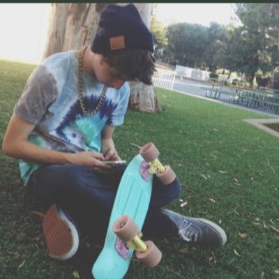 Profile Picture of Leo  🛹 (@LeoBenson007) on Twitter