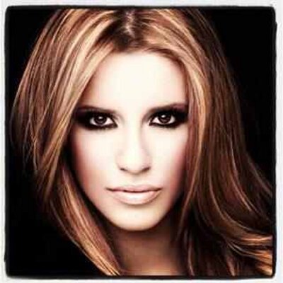 Profile Picture of Vianey Perez (@vianeyperez44) on Twitter
