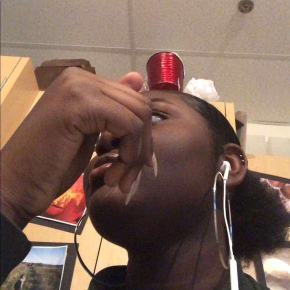 Profile Picture of Sharaya Wray (@sharayawray) on Poshmark