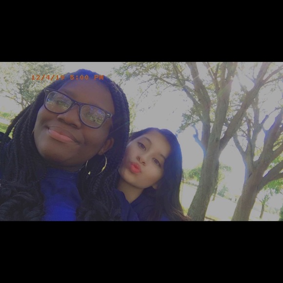 Profile Picture of Brianna Arcos (@daegubois_) on Poshmark